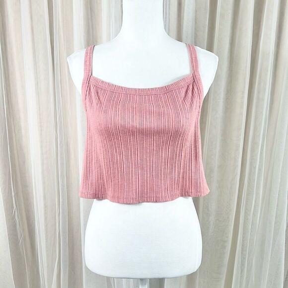 American Eagle Outfitters Tops - American Eagle pink ribbed criss cross cropped tank top